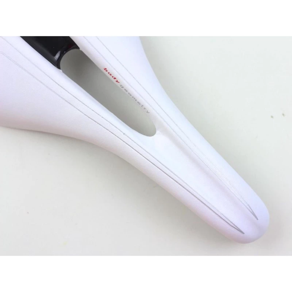 Selim Argon Ergonômico Romin 148x270mm - Branco