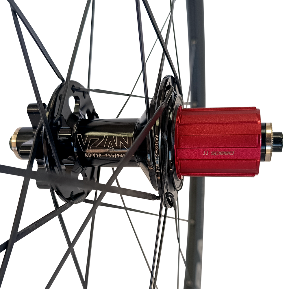 Par de rodas Vzan Futura 700C/24F - Tubeless 8-11S C/Ads