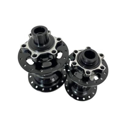Par de cubos RAD7 Boost 32 Furos – Microspline 15x100 / 12x148 mm