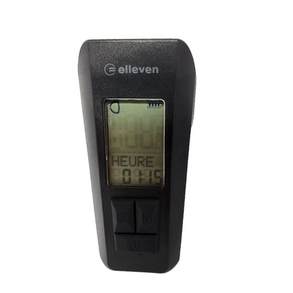 Farol Elleven com ciclocomputador sem fio integrado